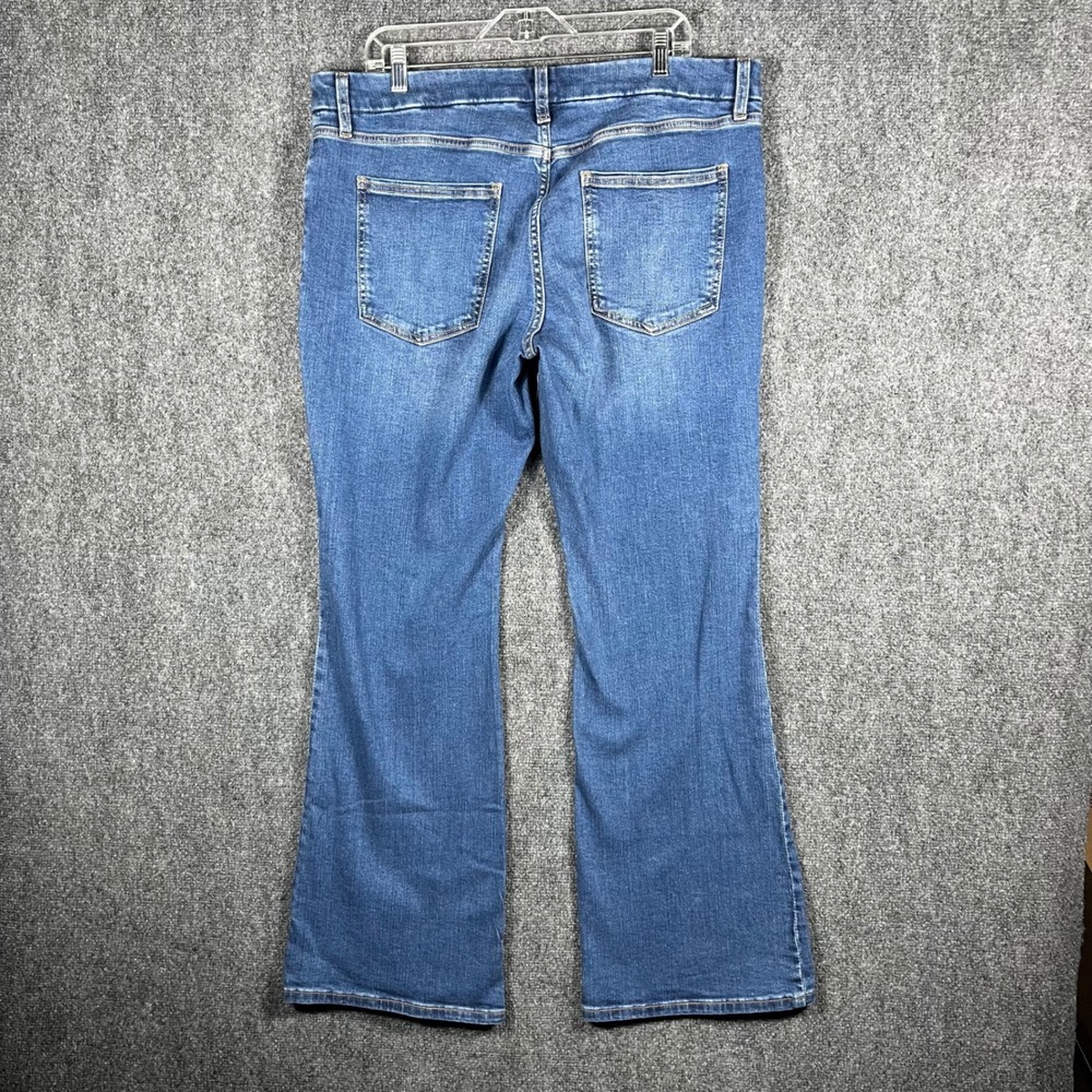 Banana Republic Low-Rise Bootcut Jeans Womens 33/16 Blue Denim 851843-00-1 NWT - Picture 7 of 13